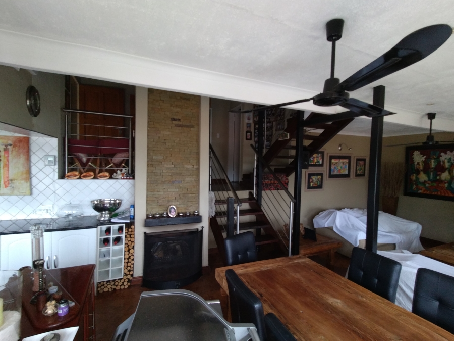 3 Bedroom Property for Sale in Kosmos North West